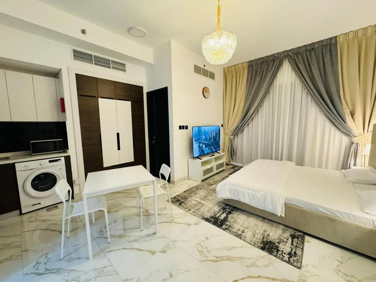 Hadreen Vacation Homes Rental Llc 두바이