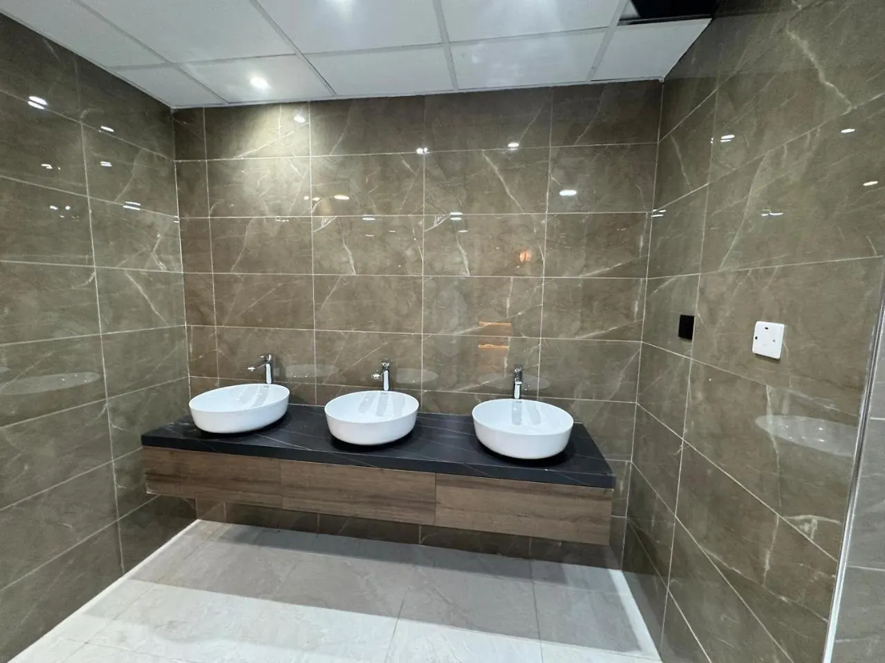 아파트 Hadreen Vacation Homes Rental Llc 두바이 아랍에미리트