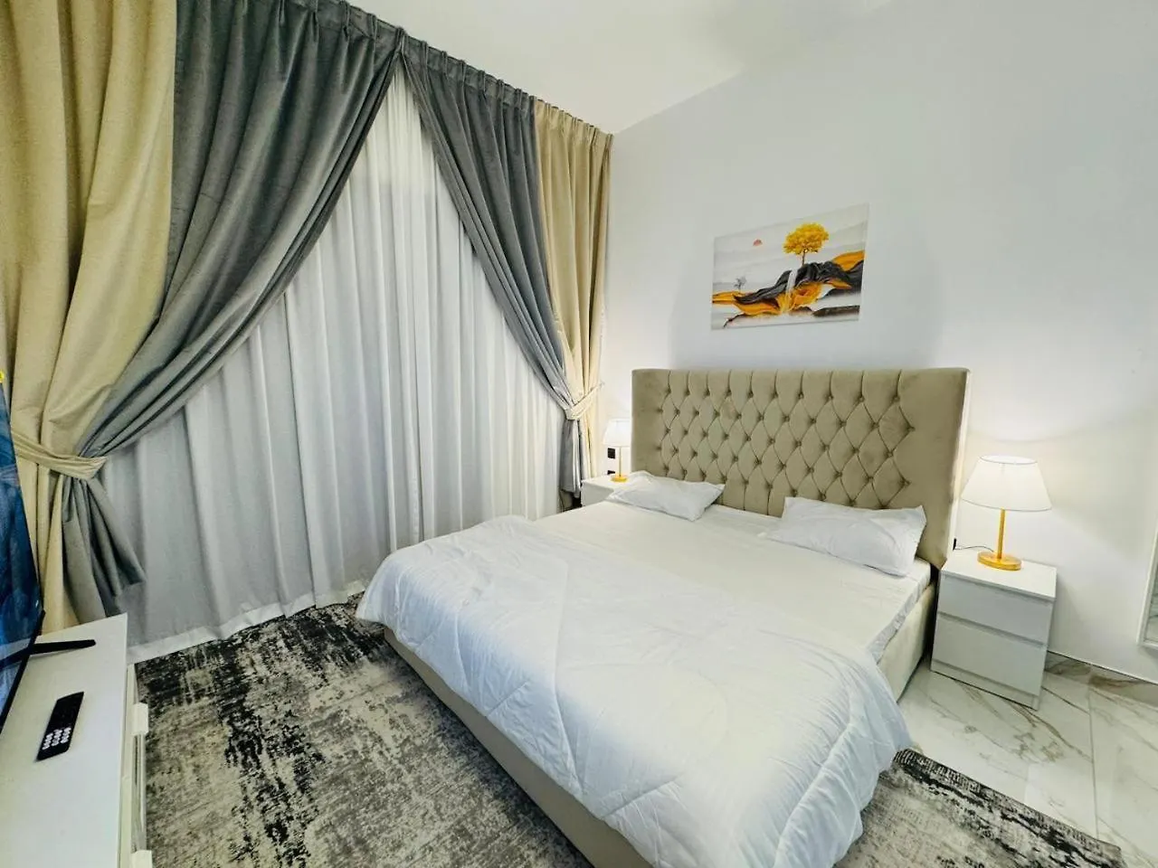 Hadreen Vacation Homes Rental Llc Dubai 0*,